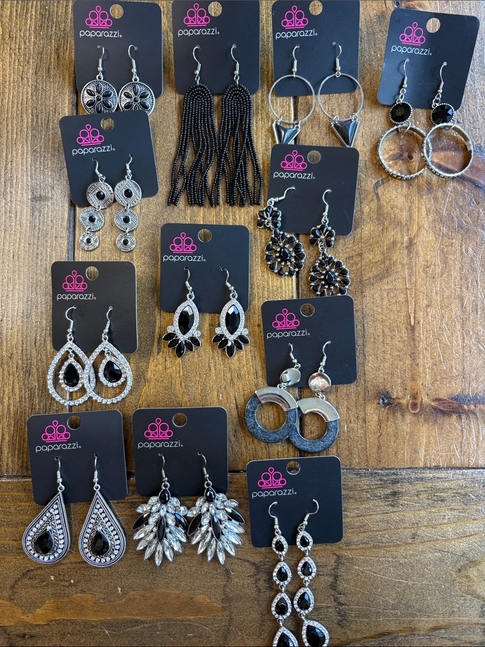 12 Earring Lot- Paparazzi